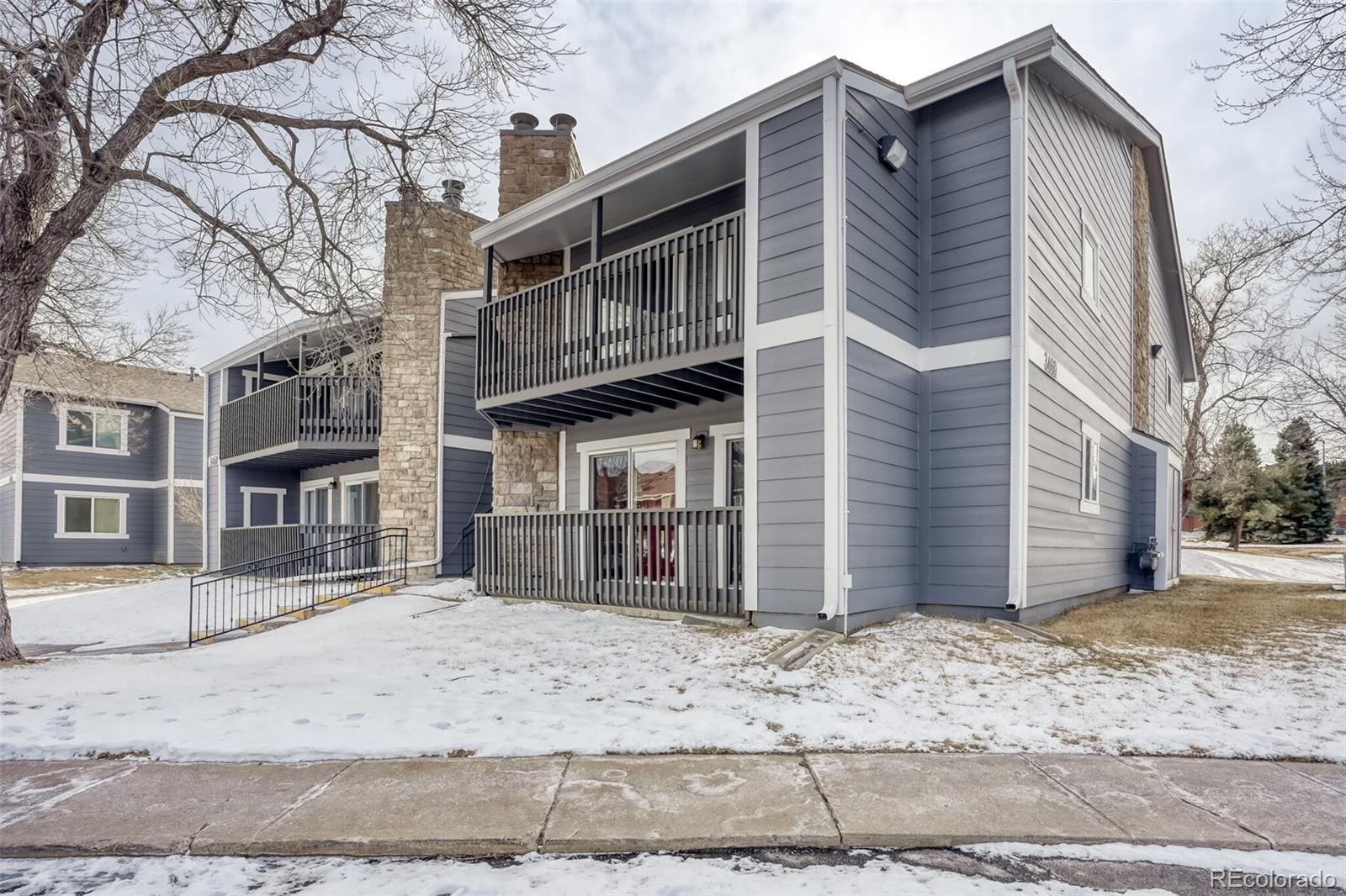Sunflower Aurora Condo / Townhome | MLS #: 65961463460 S Eagle Street 103, Aurora Beds: 1 Baths: 1 Price: $199,900