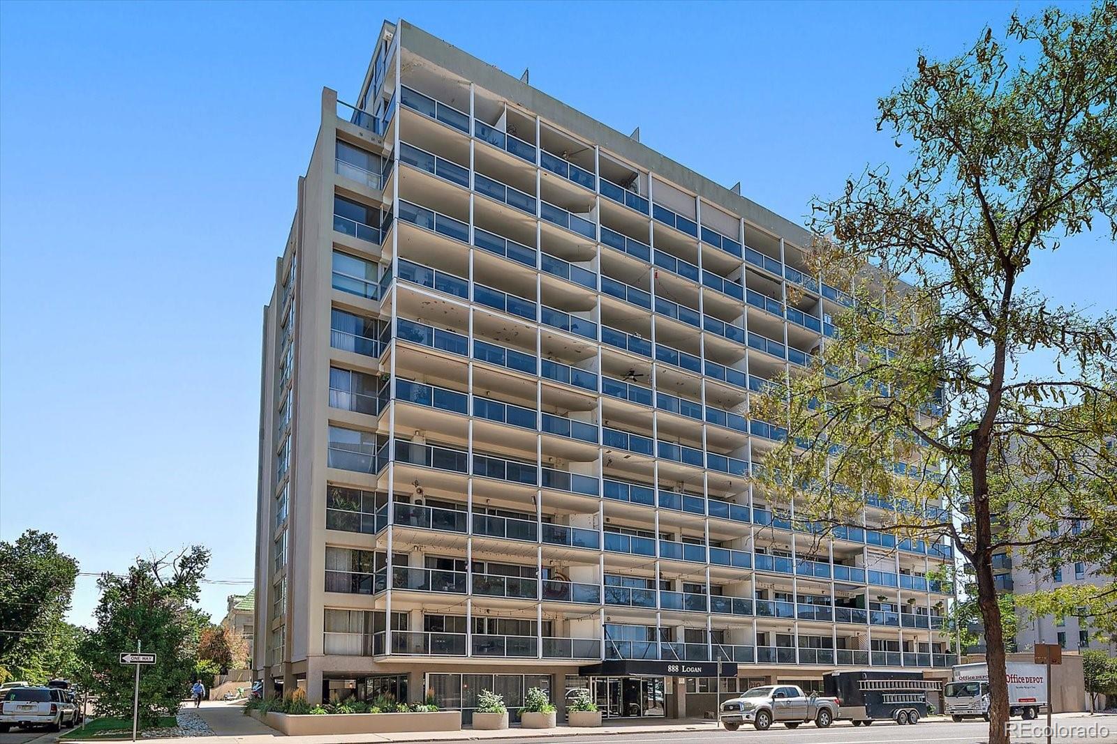 Governor Denver Condo / Townhome | MLS #: 2167731888 N Logan Street 4F, Denver Beds: 1 Baths: 1 Price: $220,000