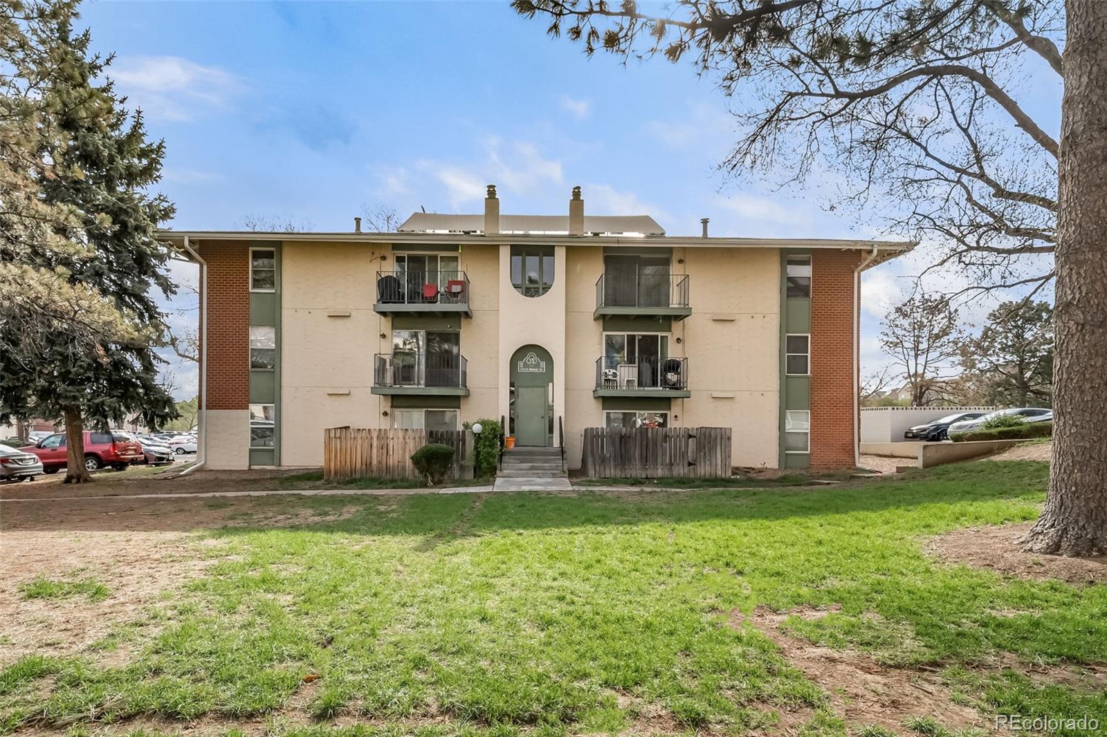 Cottonwood Villas Westminster Condo / Townhome | MLS #: 932425512113  Melody  304, Westminster Beds: 2 Baths: 2 Price: $199,999
