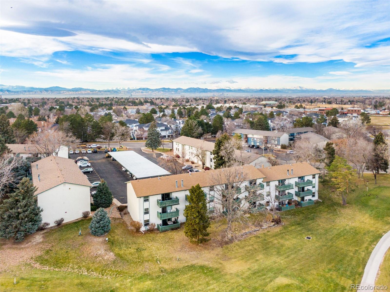 Heather Ridge Aurora Condo / Townhome | MLS #: 86759022130 S Vaughn Way 205E, Aurora Beds: 2 Baths: 2 Price: $298,000