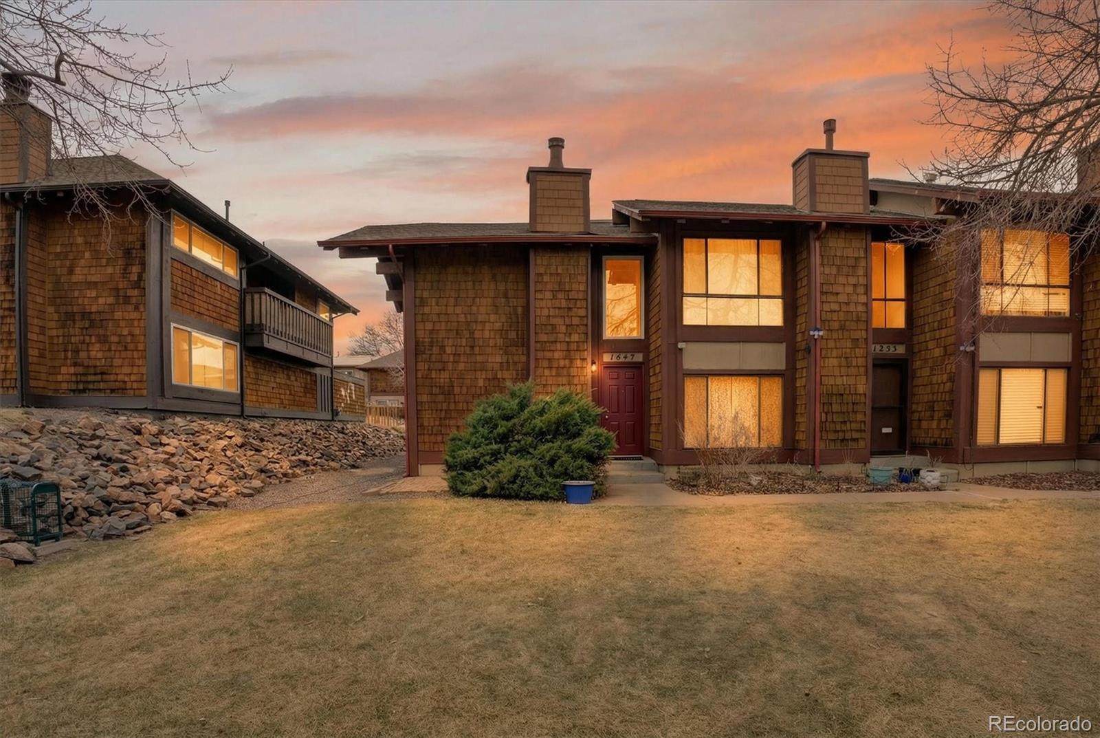  Aurora Home | MLS #: 38452851257 S Dillon Way, Aurora Beds: 2 Baths: 2 Price: $308,500