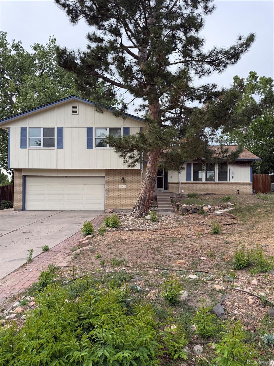 Meadowood Aurora Home | MLS #: 252591516433 E Girard Avenue, Aurora Beds: 4 Baths: 3 Price: $464,888