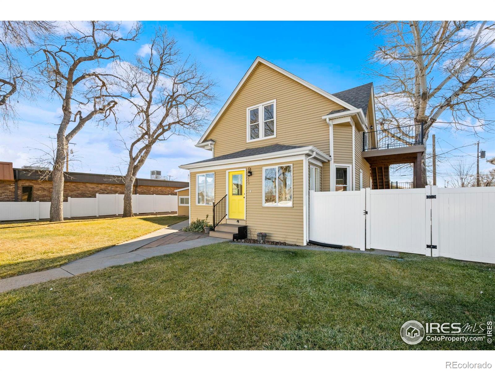 ault&nbsp; House Search Picture