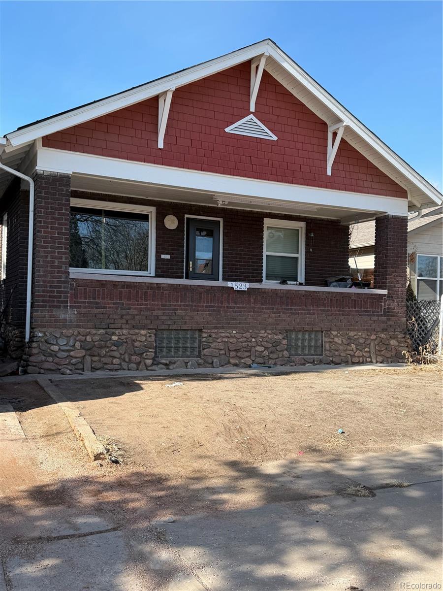 pueblo&nbsp; House Search Picture