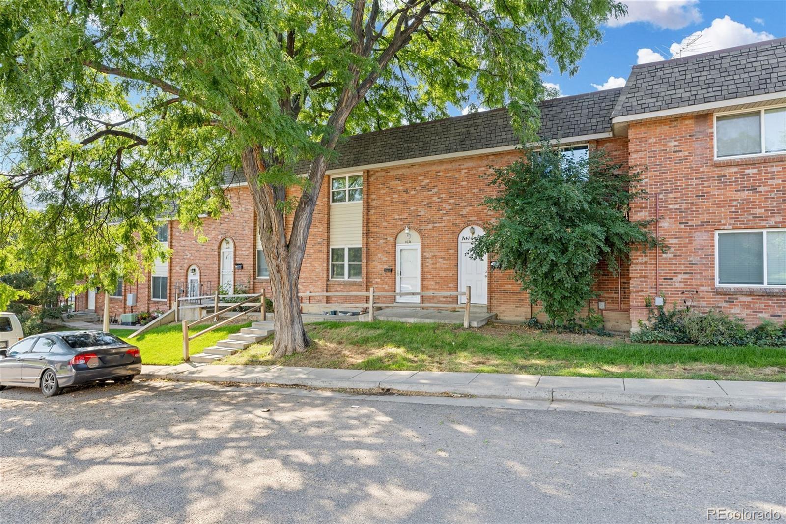 Westchester South Denver Condo / Townhome | MLS #: 53431984621 S Lowell Boulevard , Denver Beds: 3 Baths: 2 Price: $293,990