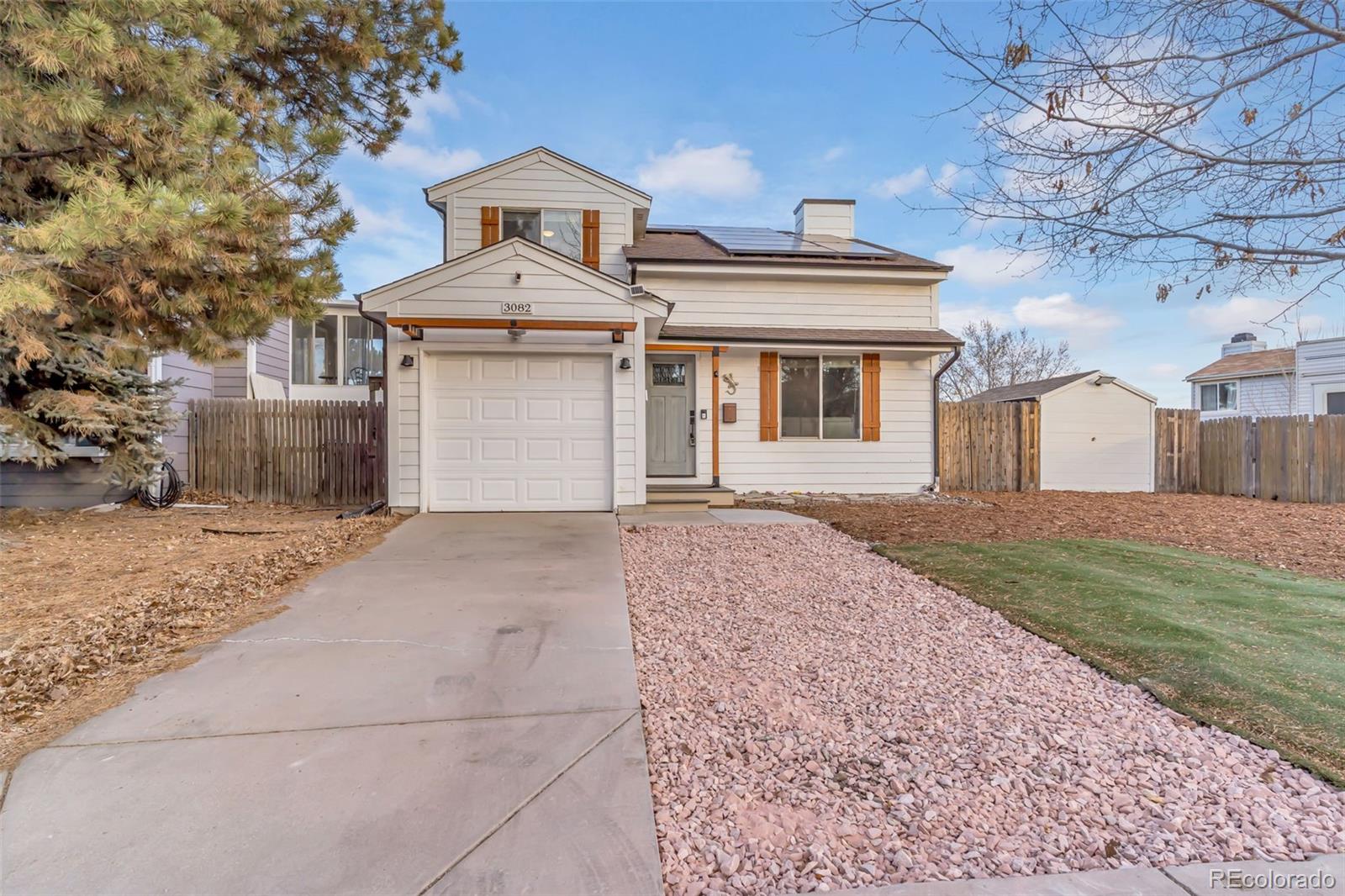 Briarwood Aurora Home | MLS #: 40082663082 S Truckee Street, Aurora Beds: 2 Baths: 2 Price: $420,000