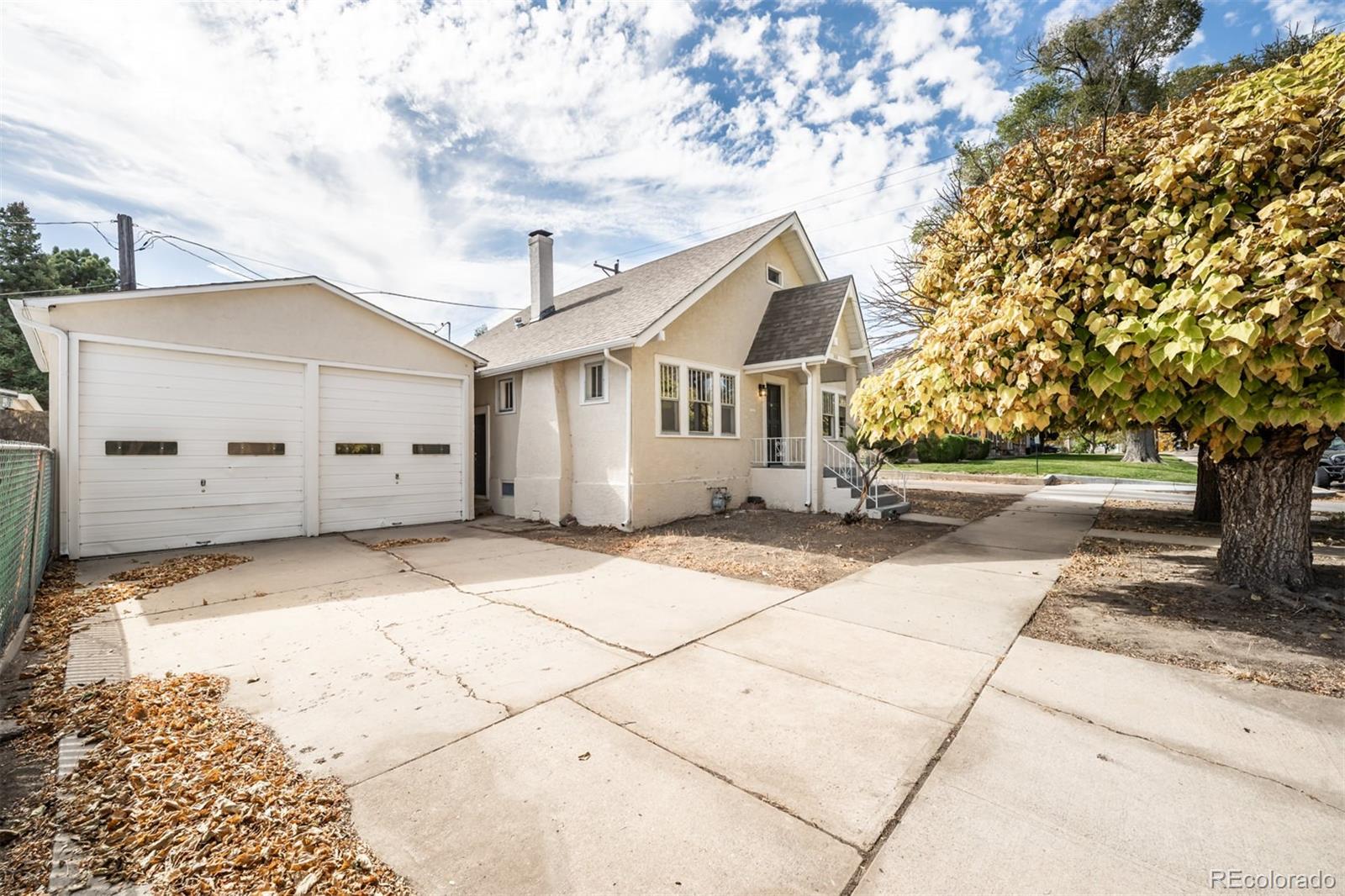 pueblo&nbsp; House Search Picture