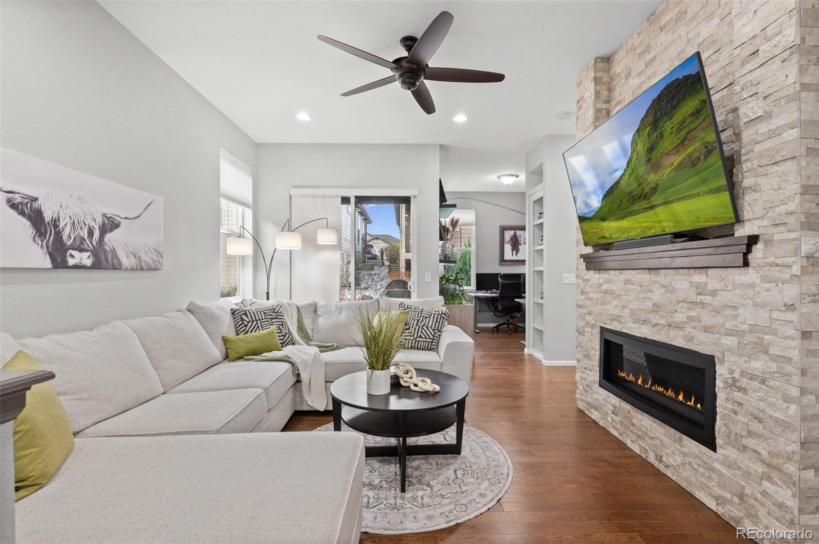  Arvada Home | MLS #: 284980716535 W 85th Lane, Arvada Beds: 2 Baths: 3 Price: $625,000