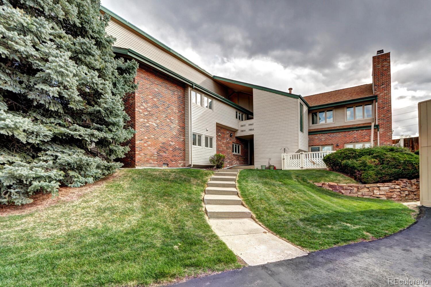  Centennial Condo / Townhome | MLS #: 92446777877 S University Way , Centennial Beds: 2 Baths: 2 Price: $415,900