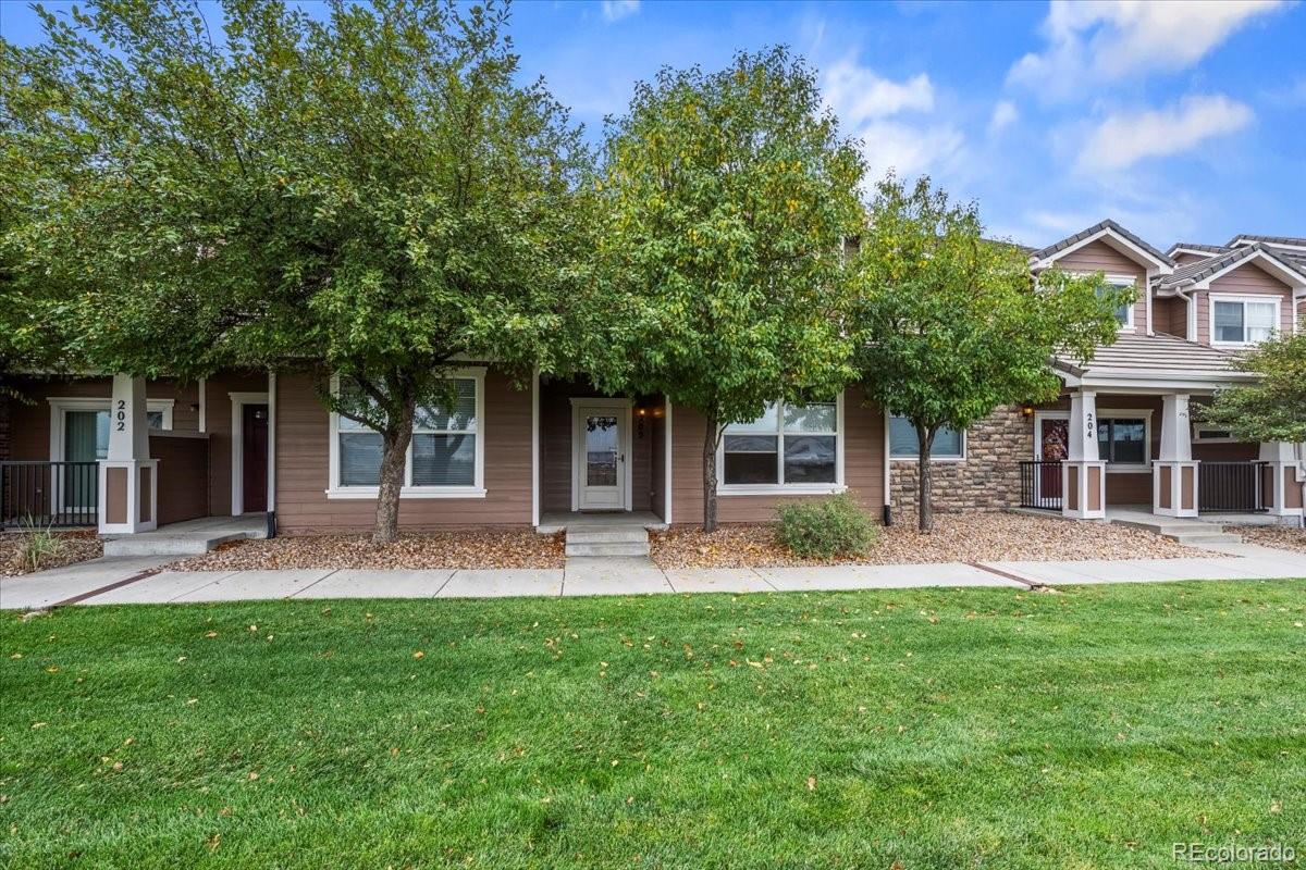 Bonnyview At Aberdeen Commerce City Condo / Townhome | MLS #: 977271210449  Paris Street 203, Commerce City Beds: 2 Baths: 3 Price: $350,000