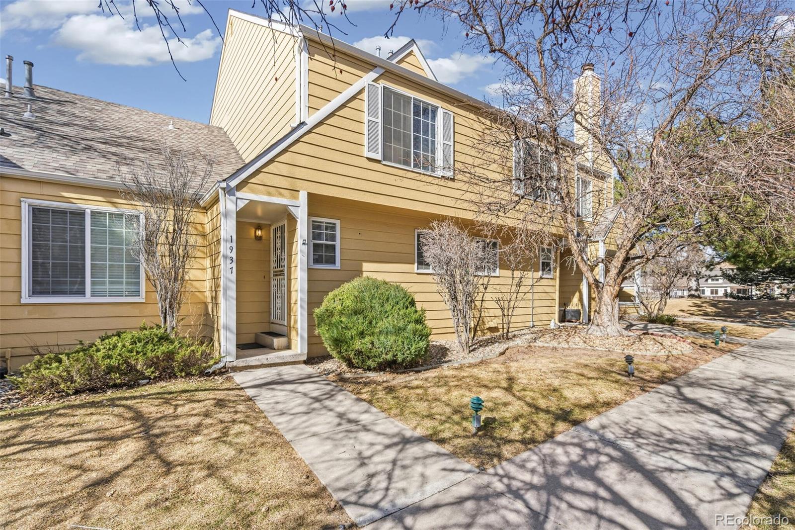 Lakewood Pines Lakewood Condo / Townhome | MLS #: 86225291937 S Balsam Street , Lakewood Beds: 2 Baths: 1 Price: $310,000