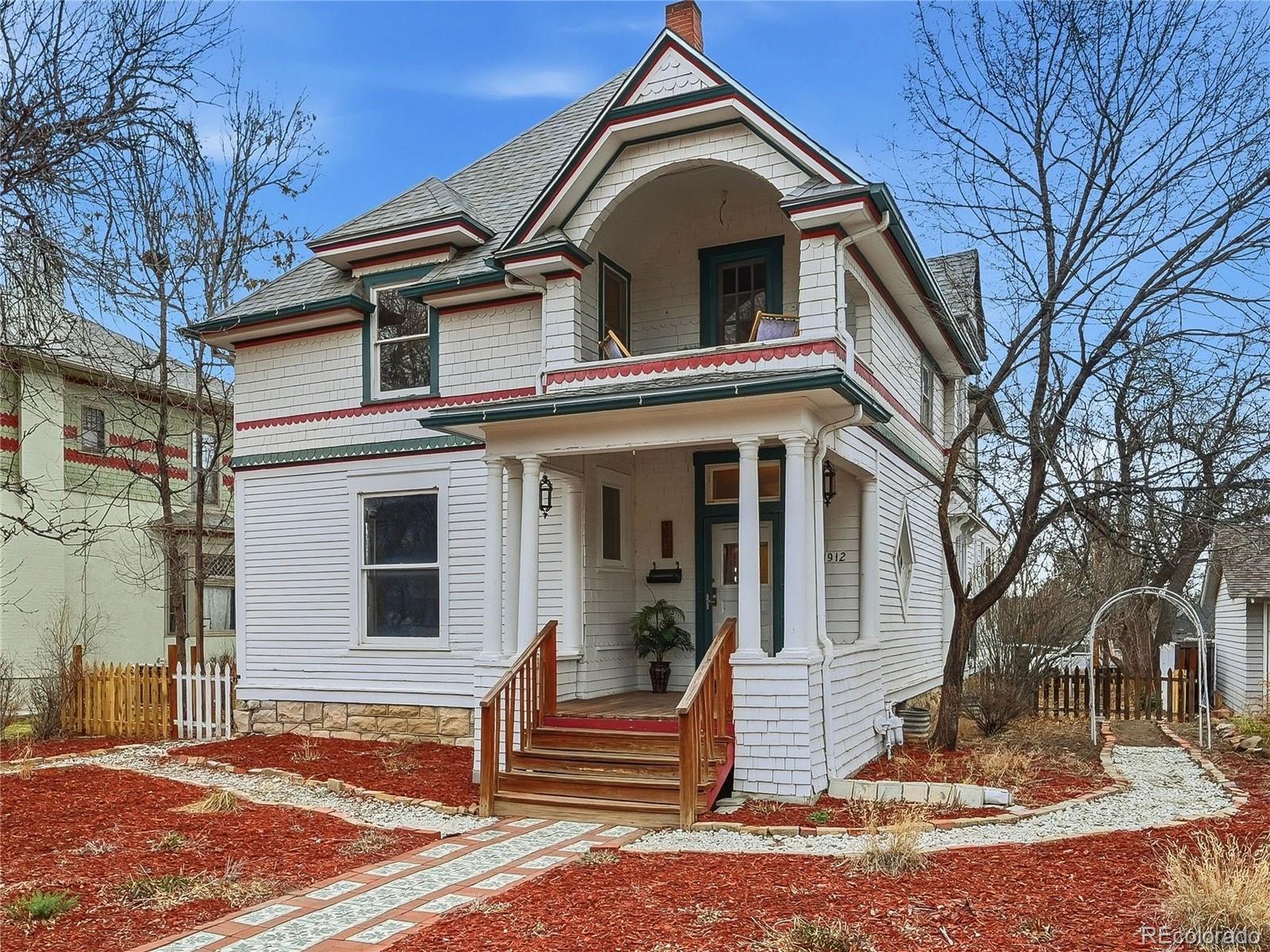 pueblo&nbsp; House Search Picture