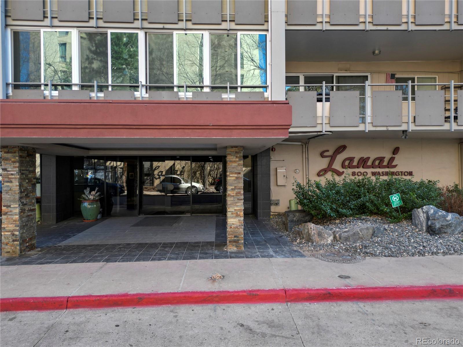 Capitol Hill Denver Condo / Townhome | MLS #: 3070828800 N Washington Street 401, Denver Beds: 2 Baths: 2 Price: $425,000