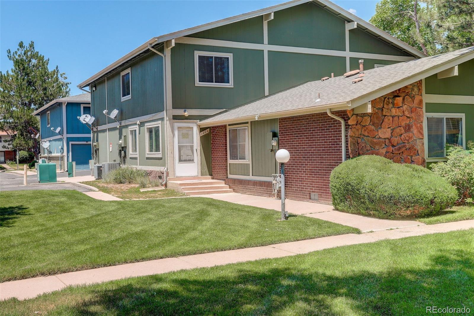 1204 S Uvalda Street, aurora&nbsp; House Search MLS Picture