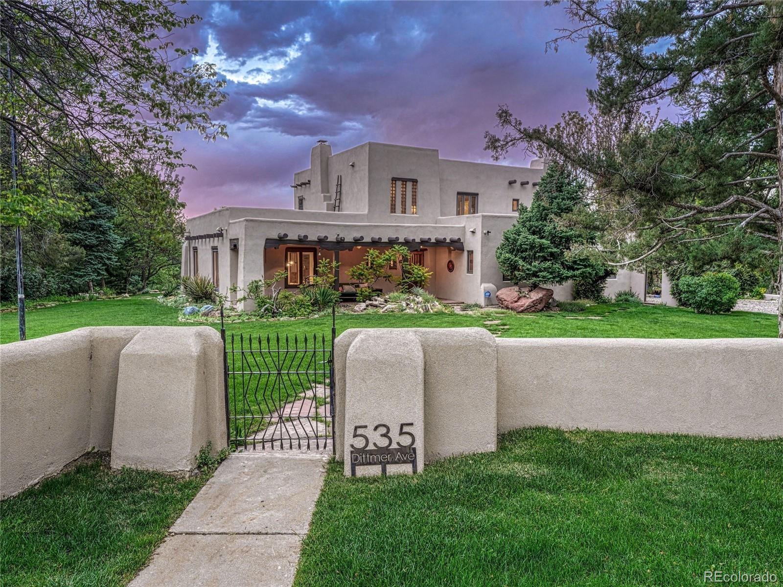 pueblo&nbsp; House Search Picture