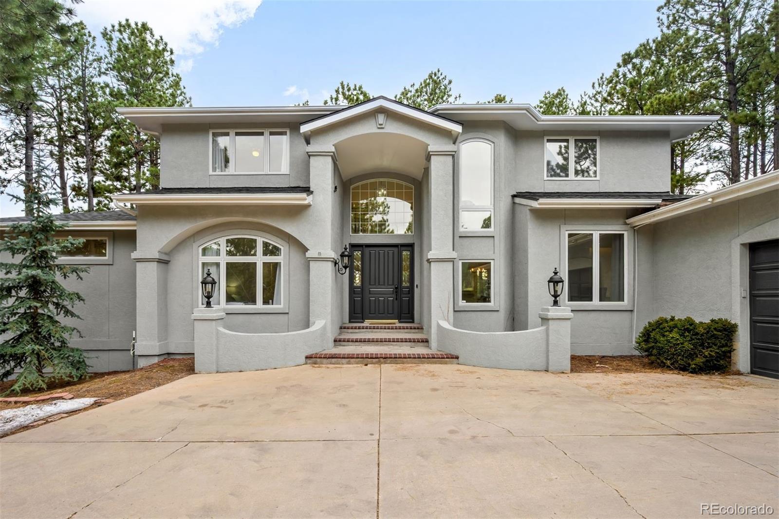 monument&nbsp; House Search Picture