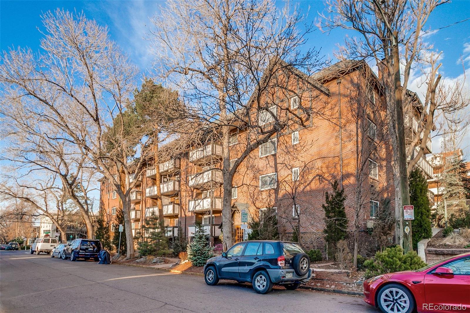 Cheesman Park Denver Condo / Townhome | MLS #: 15812201270 N Marion Street 512, Denver Beds: 2 Baths: 1 Price: $385,000
