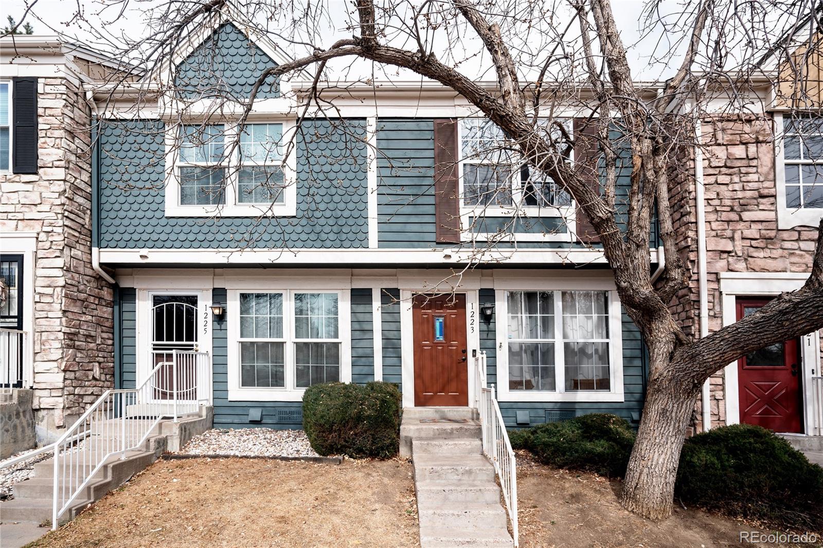 Sunstone Aurora Condo / Townhome | MLS #: 55010031223 S Idalia Street , Aurora Beds: 2 Baths: 3 Price: $299,000