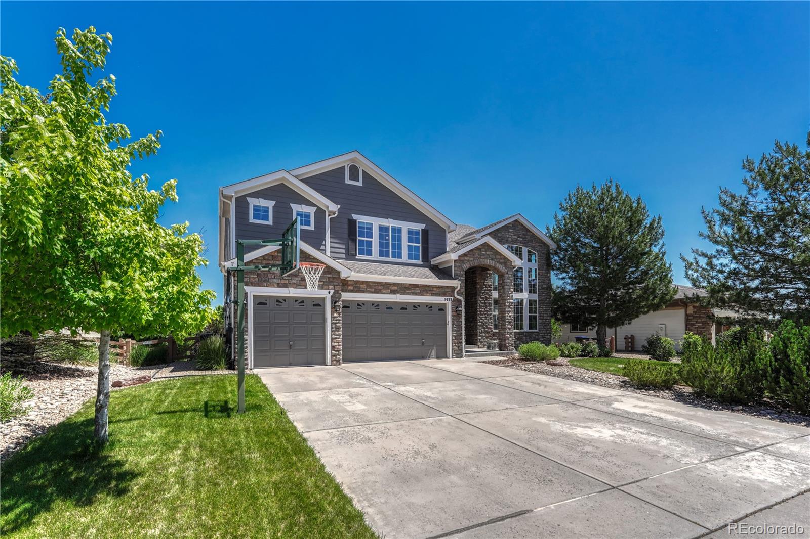 Pradera Parker Home | MLS #: 91867305923  Bridle Path Lane, Parker Beds: 4 Baths: 5 Price: $1,105,000