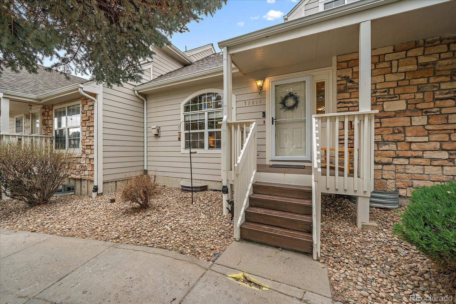 Millbrook Littleton Condo / Townhome | MLS #: 57218197902 S Depew Street C, Littleton Beds: 2 Baths: 3 Price: $425,000