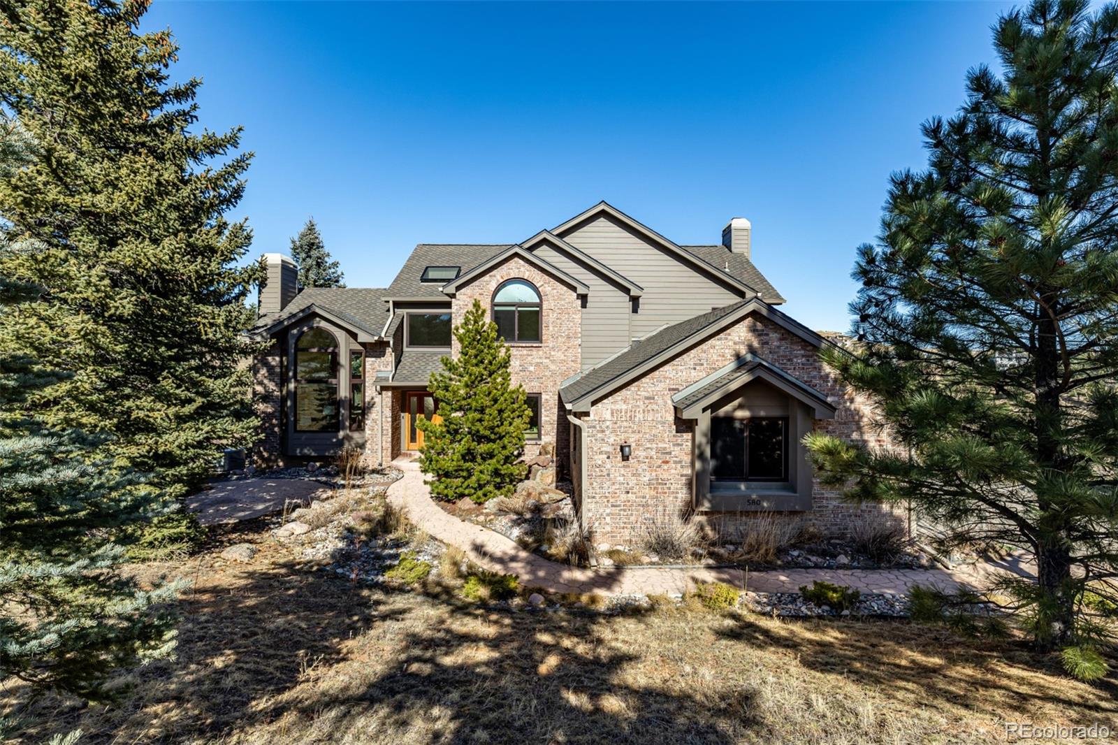 Paradise Hills Golden Home | MLS #: 3366215580  Sunrise Drive, Golden Beds: 5 Baths: 4 Price: $1,475,000
