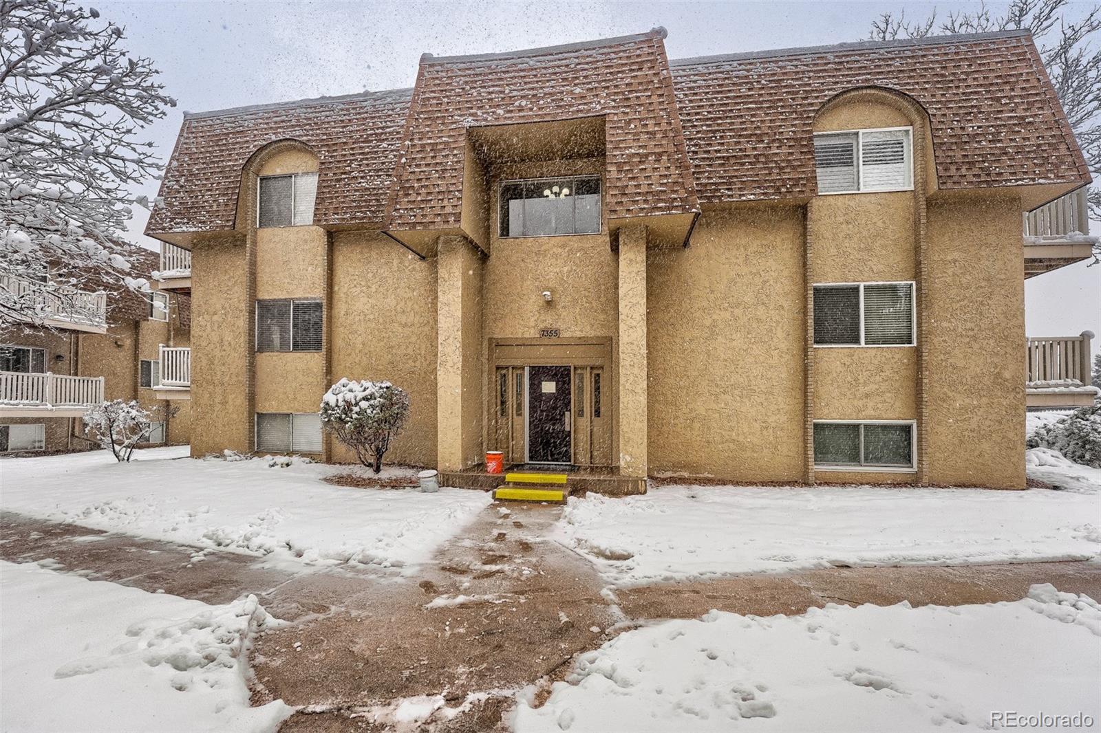 Whispering Pines Denver Condo / Townhome | MLS #: 31909017355 E Quincy Avenue 307, Denver Beds: 2 Baths: 2 Price: $169,891