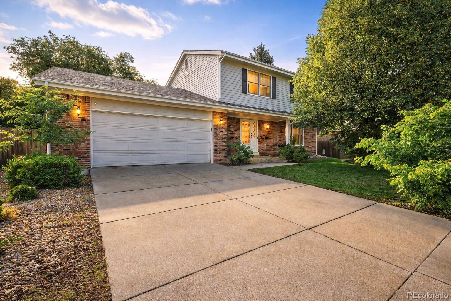 Sableridge Aurora Home | MLS #: 38039791341 S Blackhawk Way, Aurora Beds: 4 Baths: 3 Price: $515,000