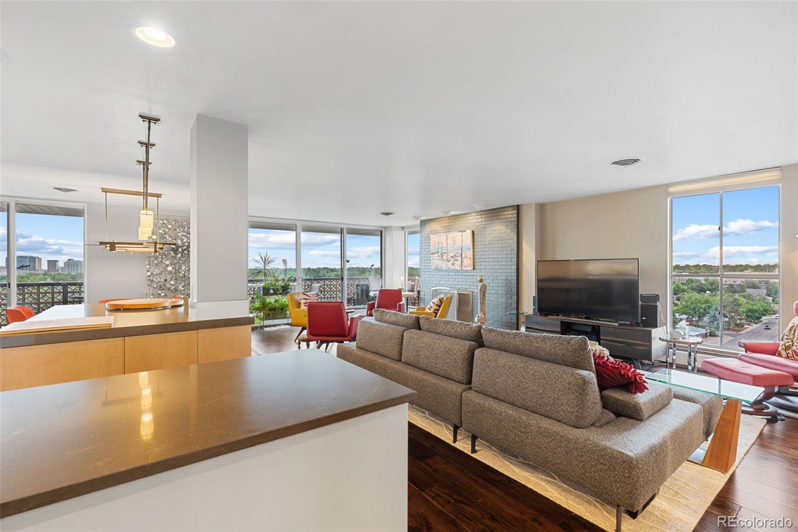 La Fontana Denver Condo / Townhome | MLS #: 16671874570 E Yale Avenue 1104, Denver Beds: 3 Baths: 3 Price: $750,000