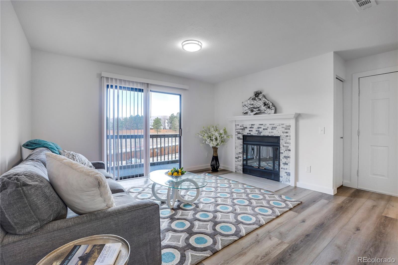 Copper Oaks Lakewood Condo / Townhome | MLS #: 568362110890 W Evans Avenue 2A, Lakewood Beds: 2 Baths: 2 Price: $275,000