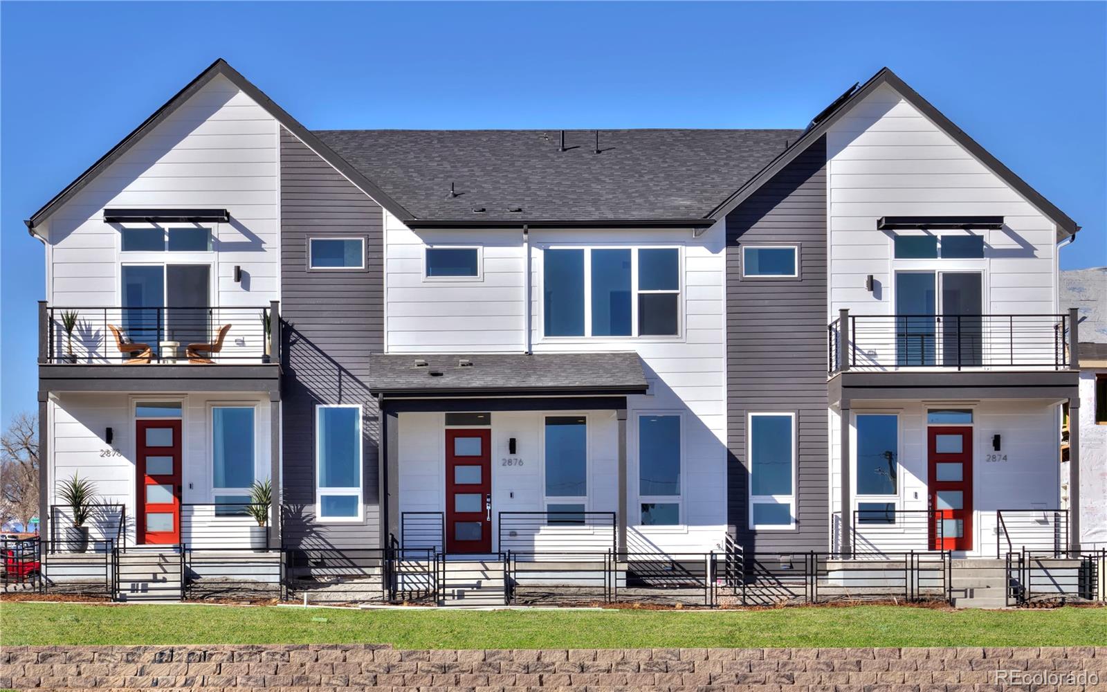  Denver Condo / Townhome | MLS #: 60998093281 W Frances Walsh Pl.  , Denver Beds: 4 Baths: 5 Price: $610,150