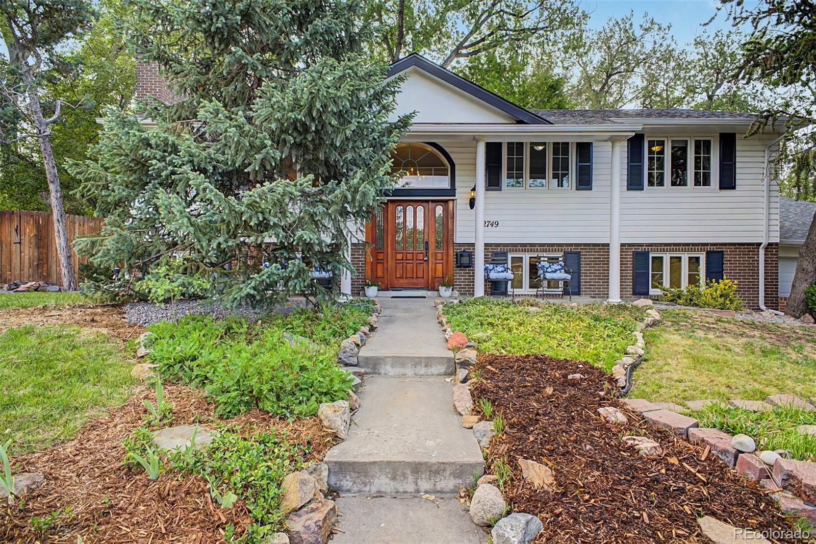 Applewood Lakewood Home | MLS #: 88930712749  Simms Street, Lakewood Beds: 5 Baths: 3 Price: $875,000