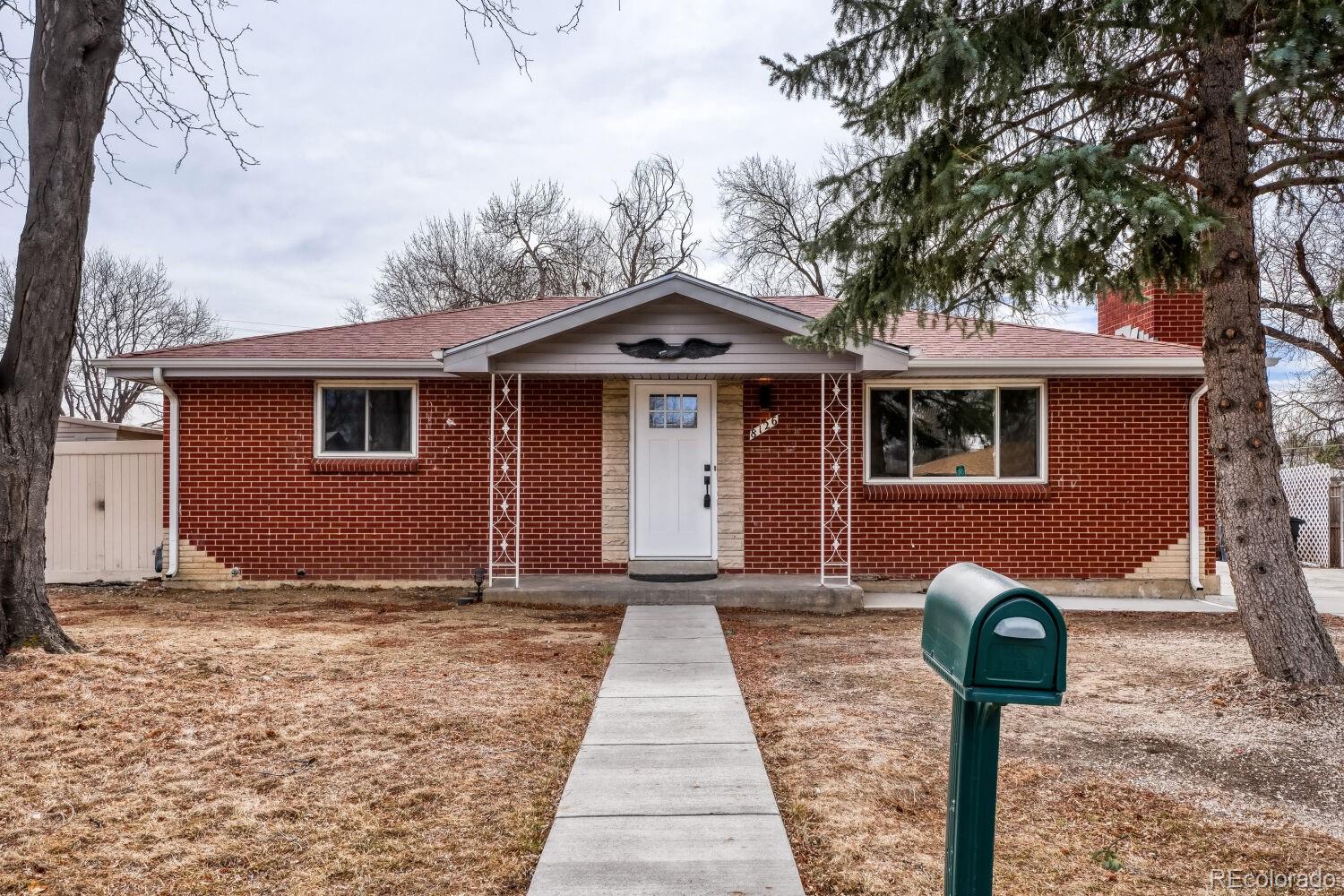 8126  Benton Way, arvada&nbsp; House Search MLS Picture