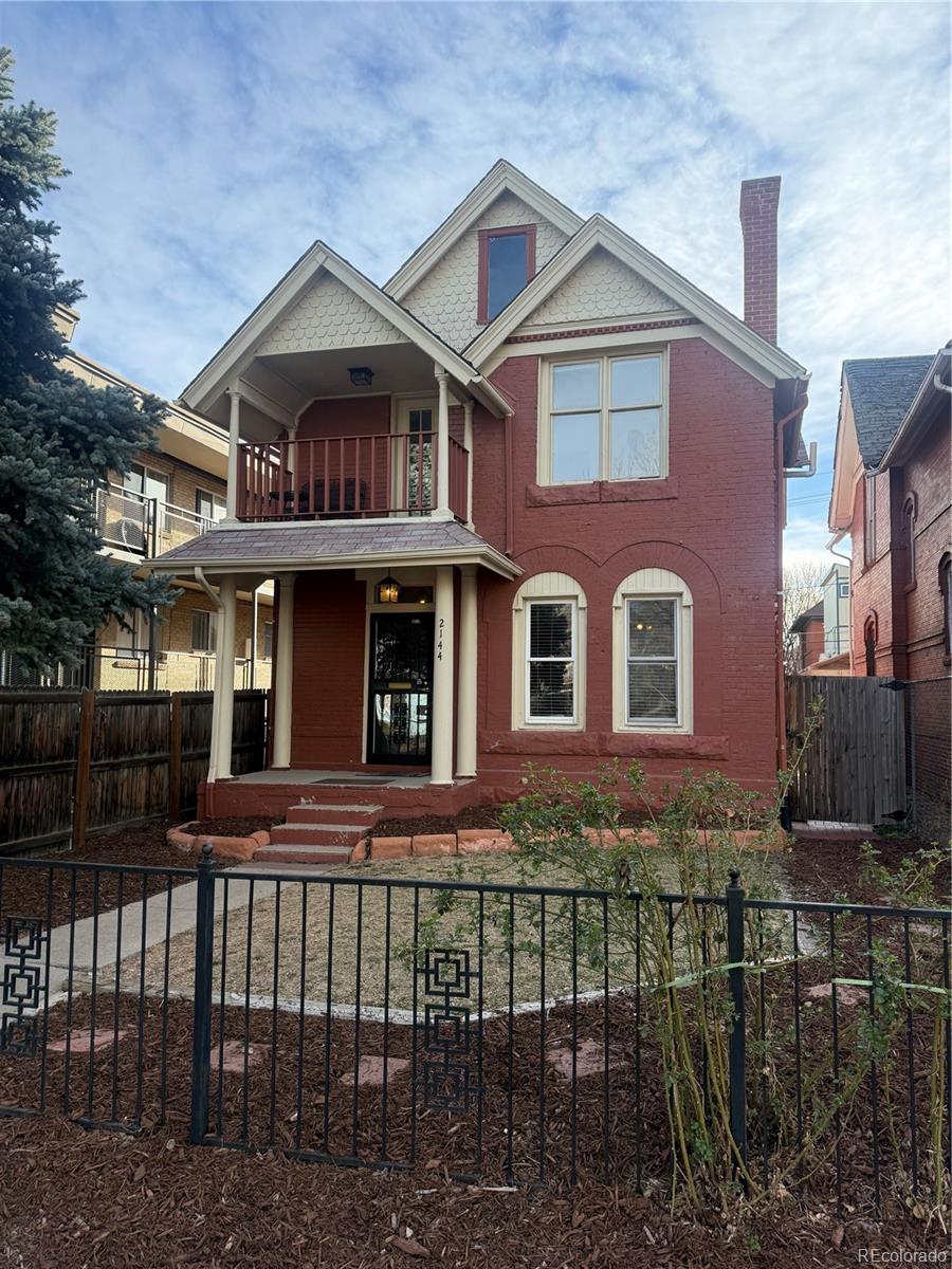 Whittier Denver Home | MLS #: 84085622144 N Franklin Street, Denver Beds: 3 Baths: 3 Price: $745,000