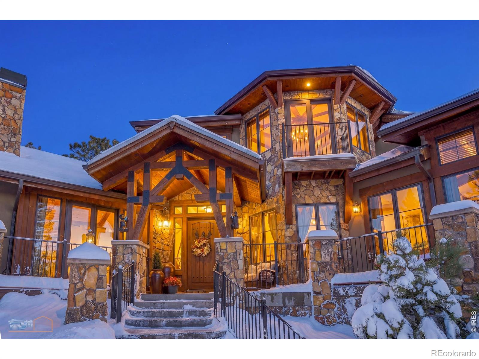 golden&nbsp; House Search Picture