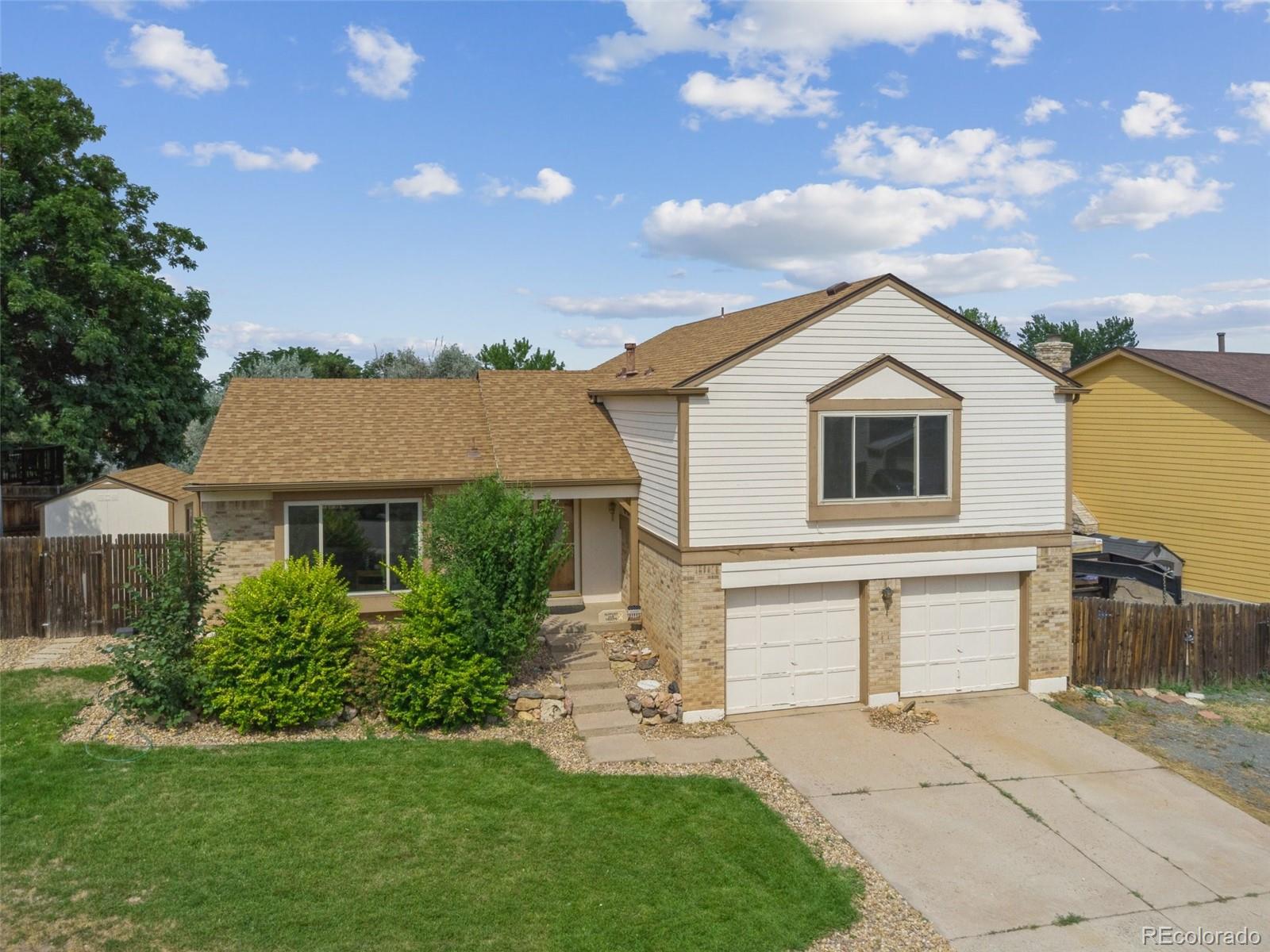 Heritage Dells Golden Home | MLS #: 3997398228  Berthoud Way, Golden Beds: 4 Baths: 3 Price: $829,900