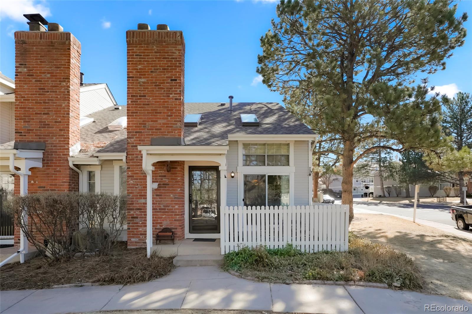 Southpark Littleton Home | MLS #: 29266262871 W Long Drive, Littleton Beds: 2 Baths: 2 Price: $449,000