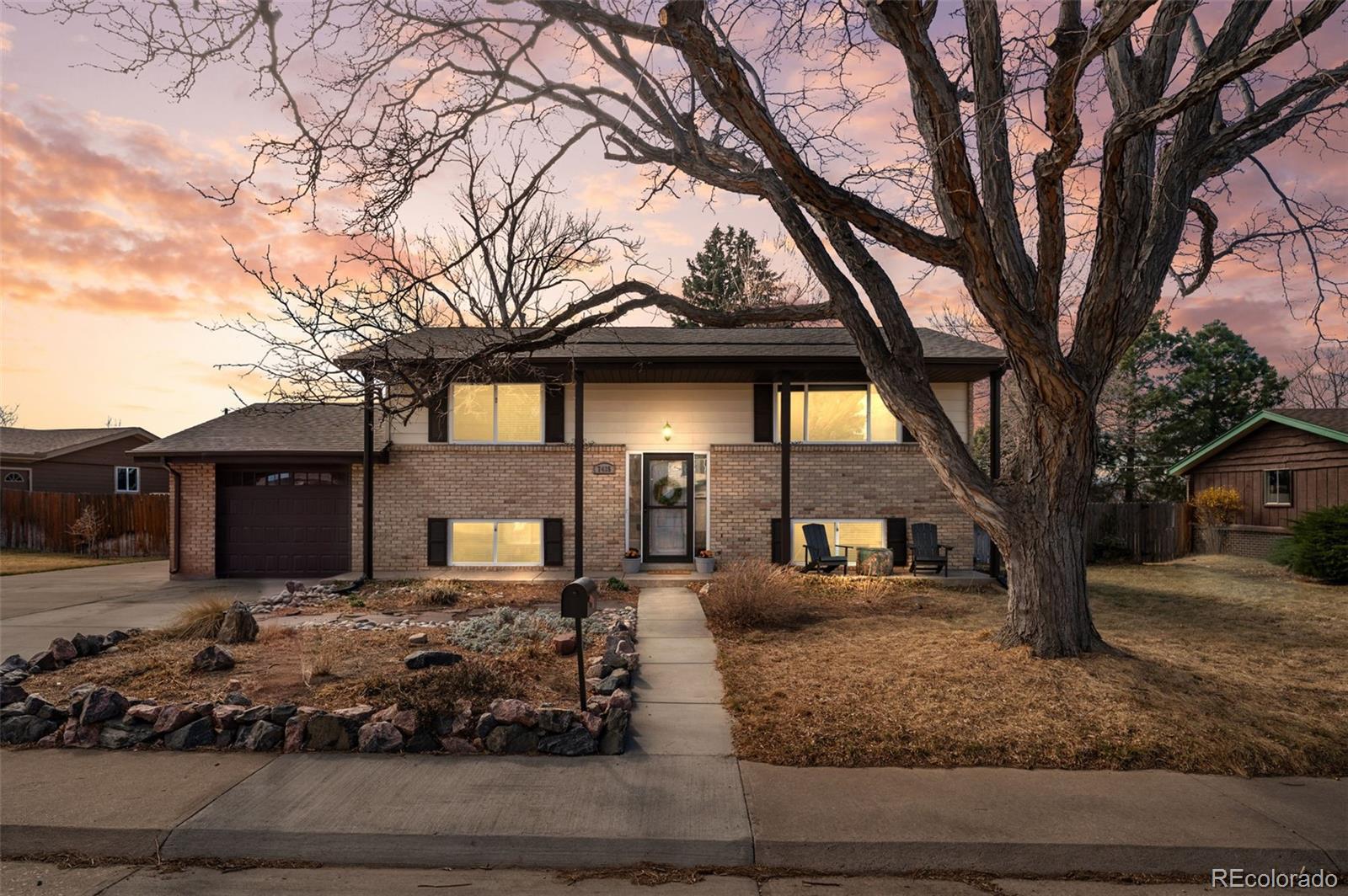 Ridgeview Hills Centennial Home | MLS #: 36100527435 S Dexter Street, Centennial Beds: 4 Baths: 2 Price: $625,000