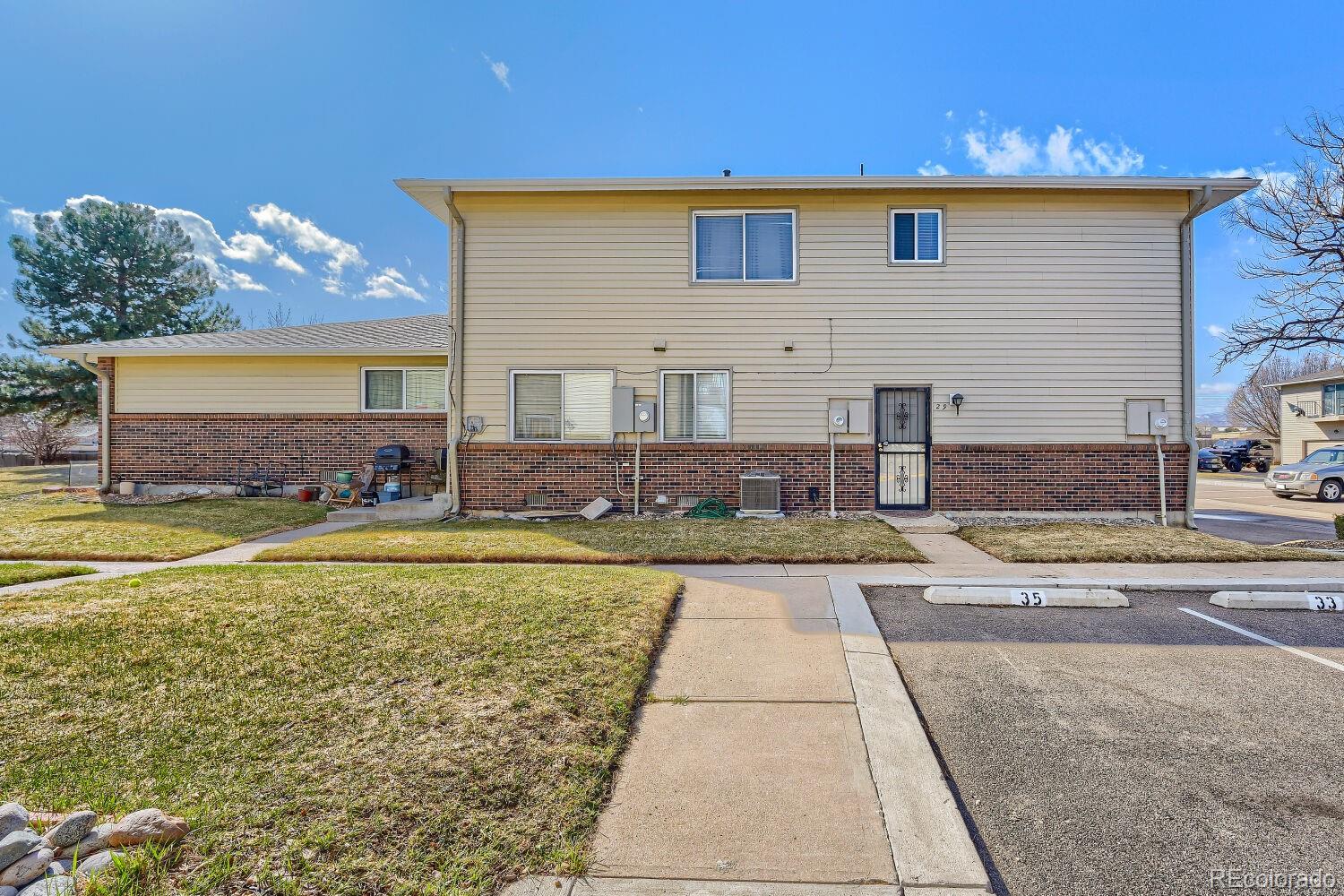  Lakewood Home | MLS #: 80781453354 S Flower Street, Lakewood Beds: 2 Baths: 1 Price: $265,000