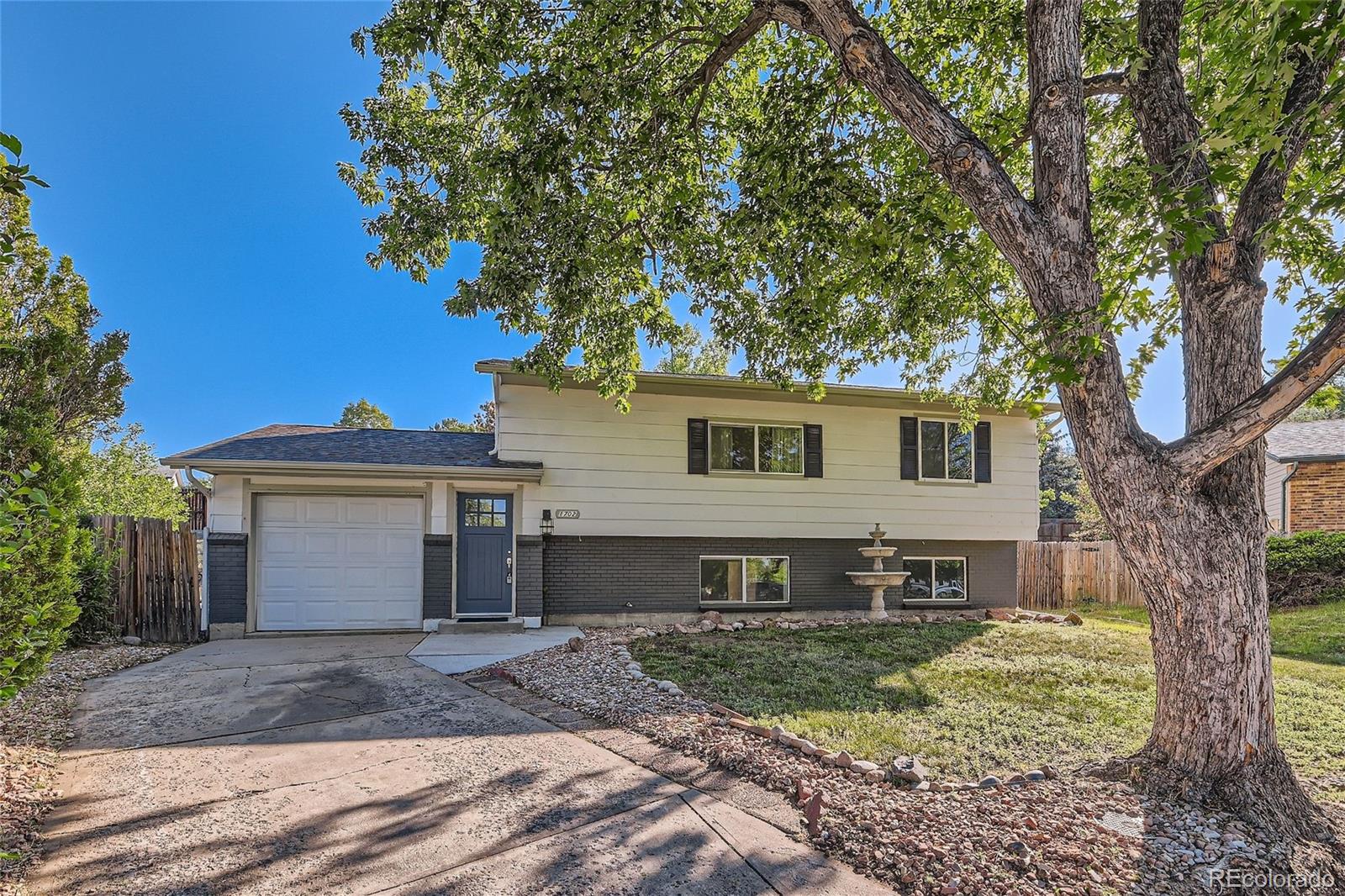 Stone Ridge Park Aurora Home | MLS #: 24906931702 S Naples Street, Aurora Beds: 5 Baths: 3 Price: $500,000