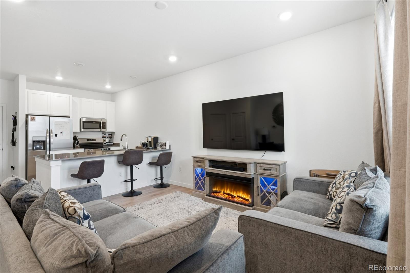 2014 S Gold Bug Way, aurora&nbsp; House Search MLS Picture