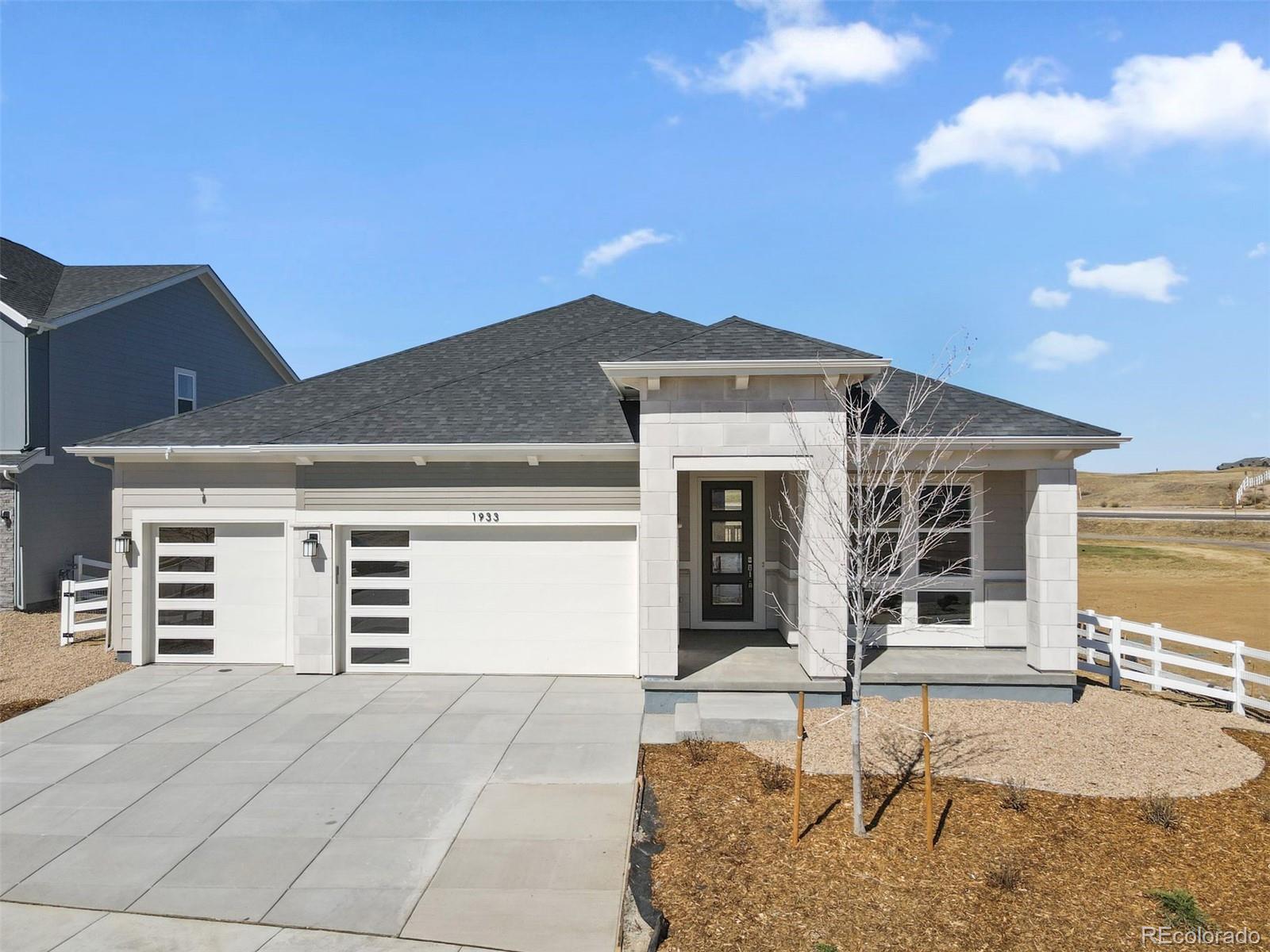 Murphy Creek Aurora Home | MLS #: 32671751933 S Eaton Park Way, Aurora Beds: 3 Baths: 3 Price: $849,950