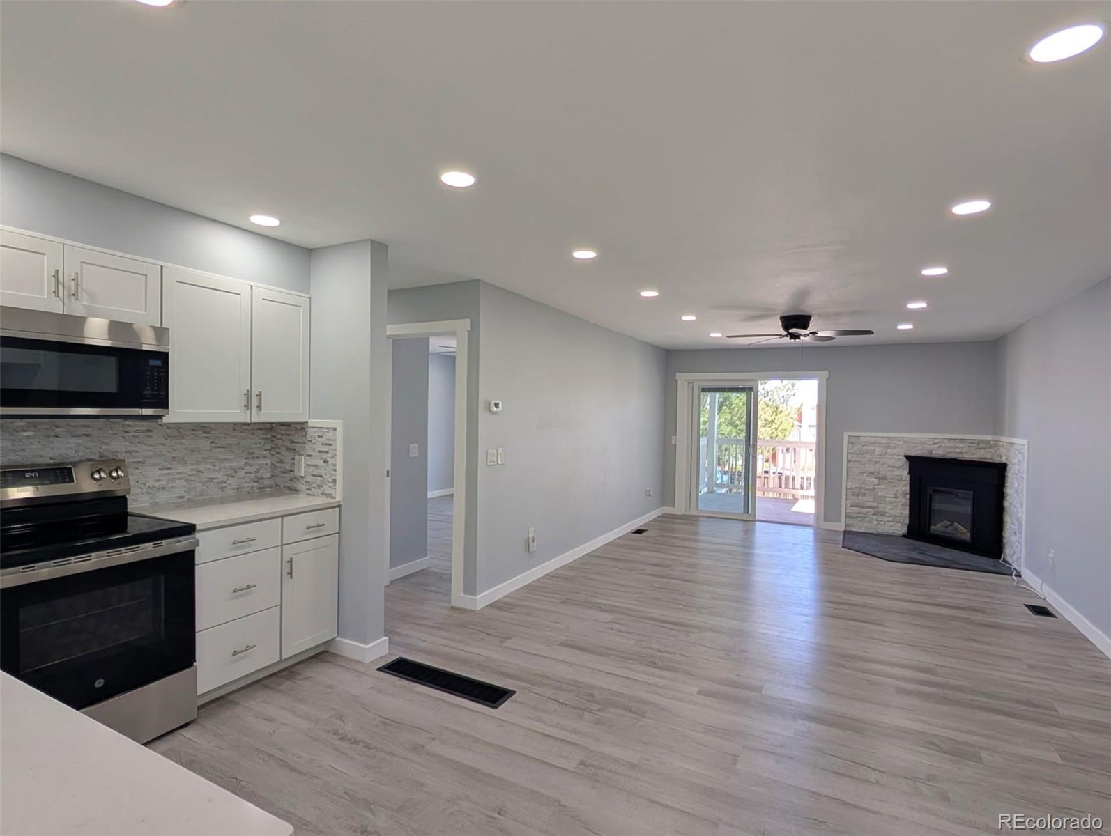 aurora&nbsp; House Search Picture