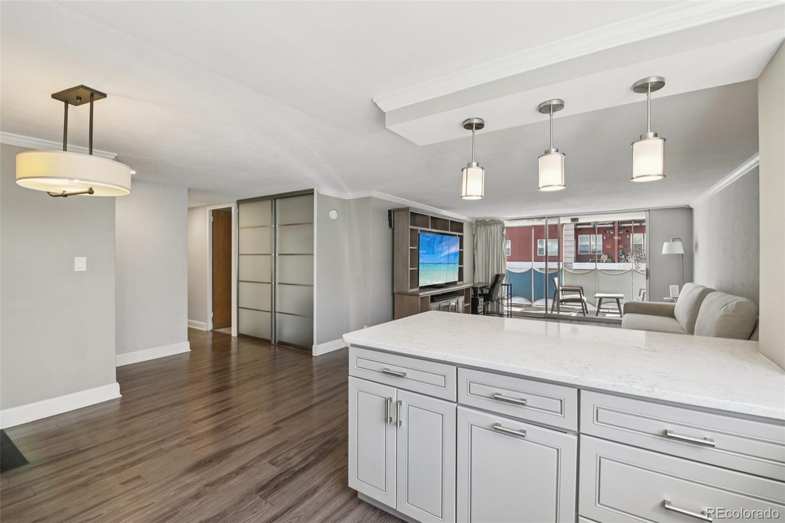  Denver Condo / Townhome | MLS #: 98310391155 N Ash Street 302, Denver Beds: 2 Baths: 2 Price: $179,000
