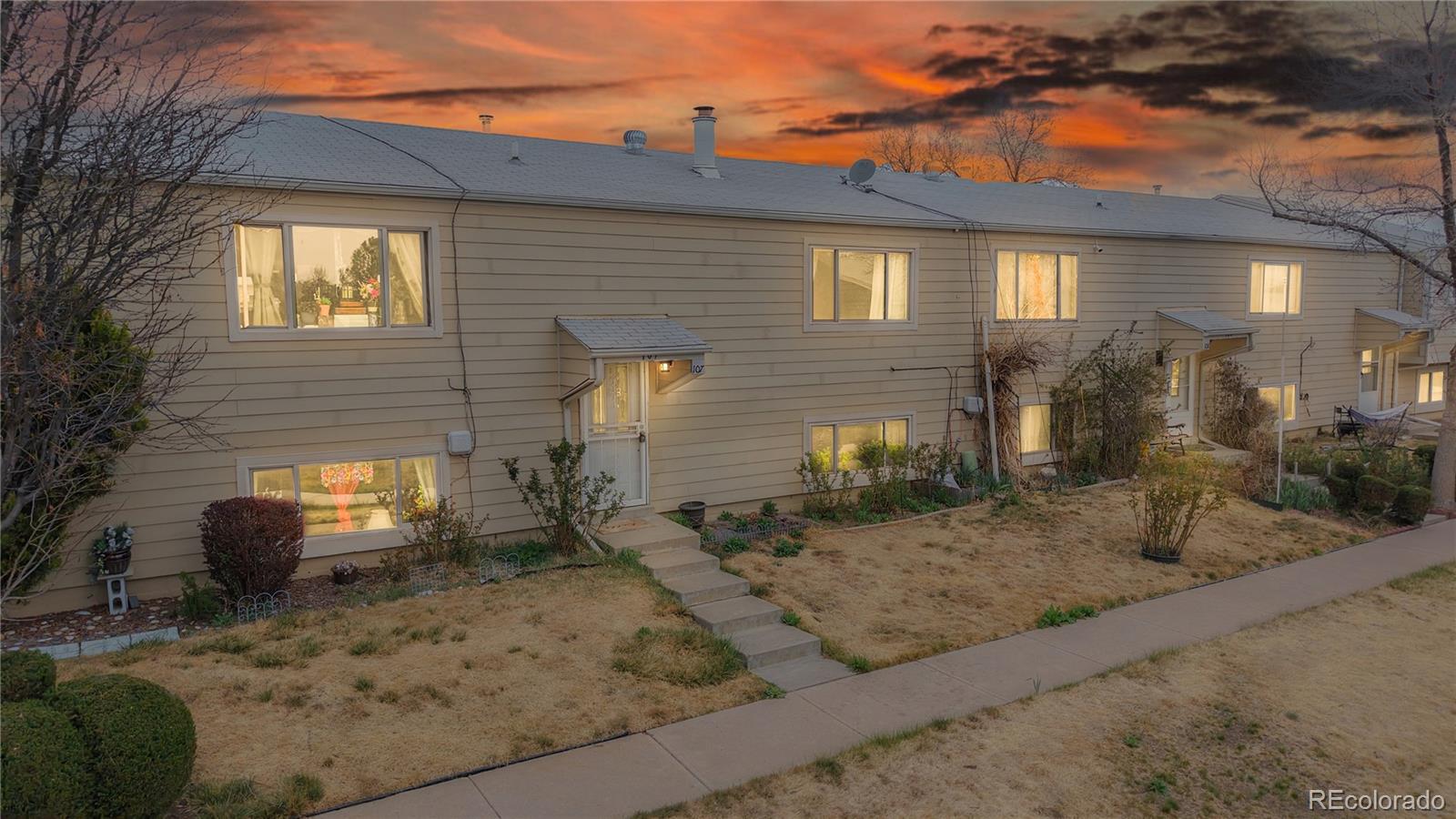 Madison Hill Westminster Condo / Townhome | MLS #: 31695025731 W 92nd Avenue 107, Westminster Beds: 4 Baths: 2 Price: $330,000