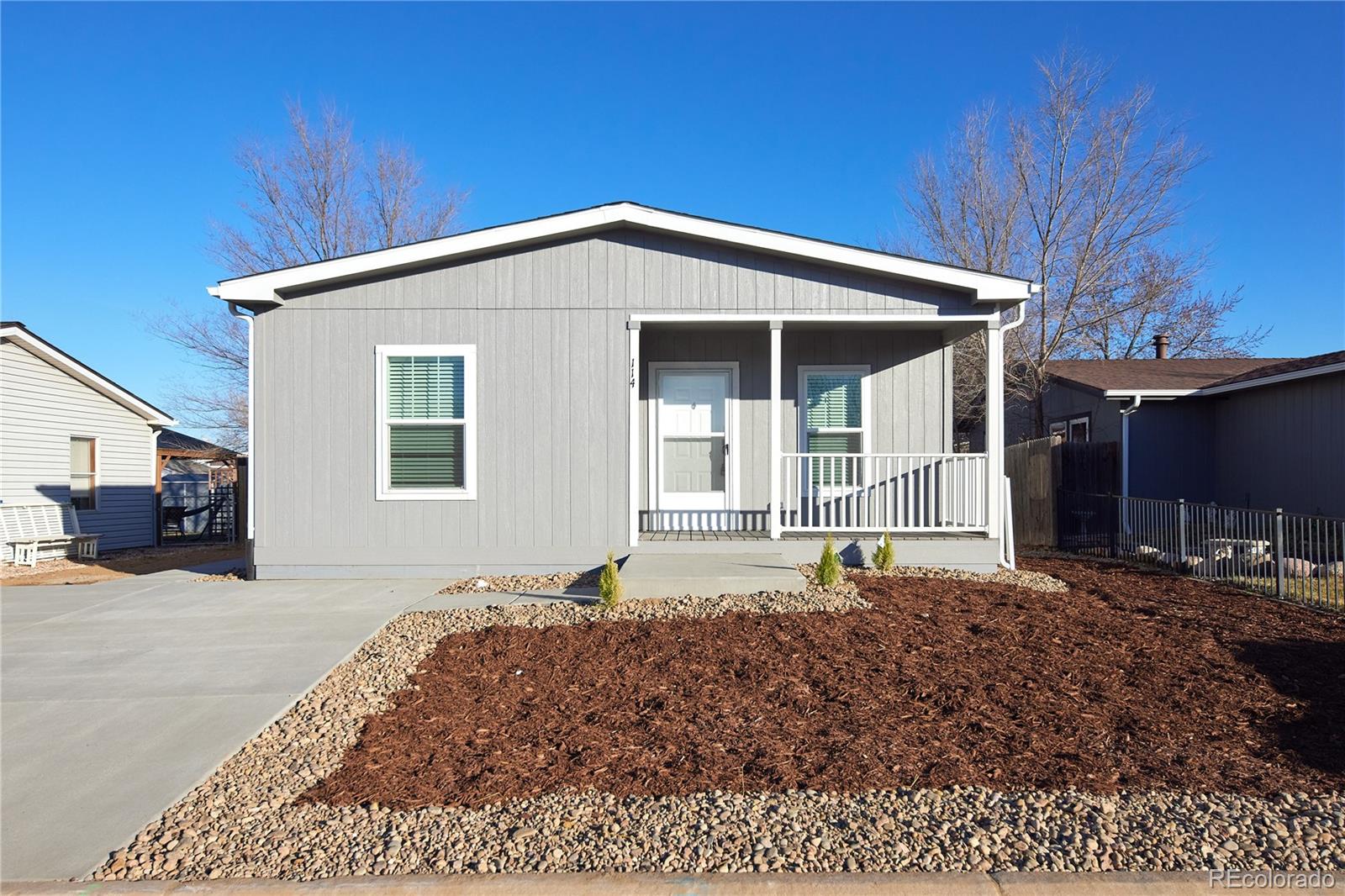 114  Winnipeg Street, lochbuie&nbsp; House Search MLS Picture