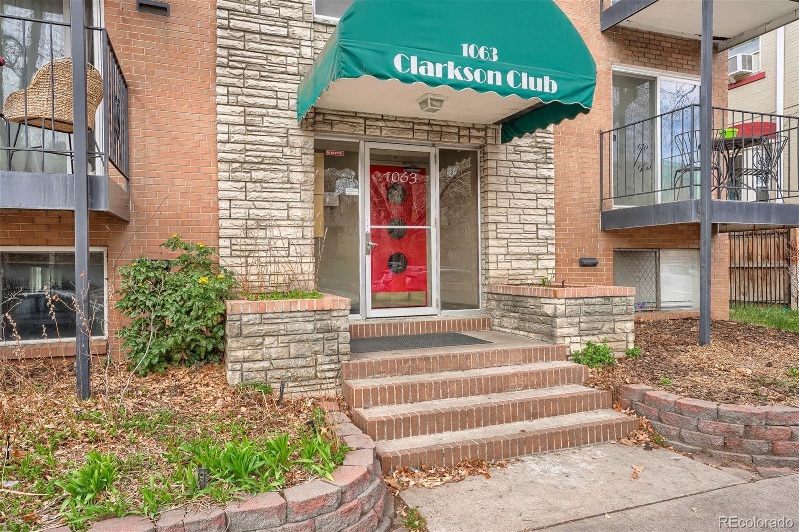 Capitol Denver Condo / Townhome | MLS #: 52933301063 N Clarkson Street 1, Denver Beds: 1 Baths: 1 Price: $190,000
