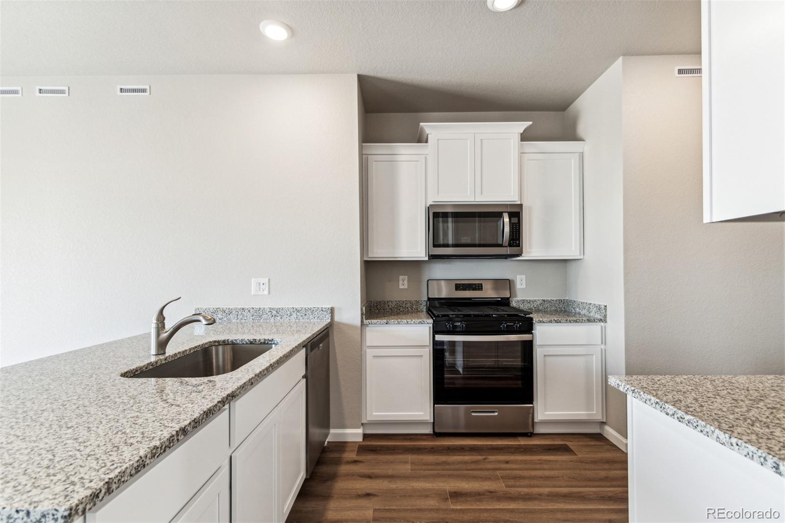 17879 E 93rd Place, commerce city&nbsp; House Search MLS Picture