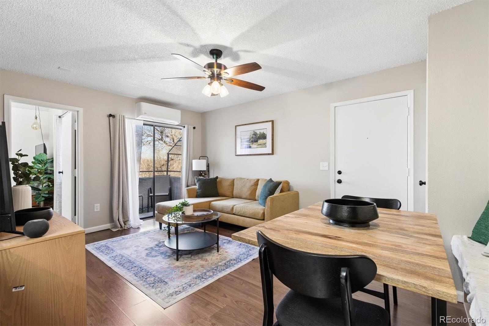 Plaza Del Lago Lakewood Condo / Townhome | MLS #: 29802621820  Newland Court 316, Lakewood Beds: 1 Baths: 1 Price: $215,000