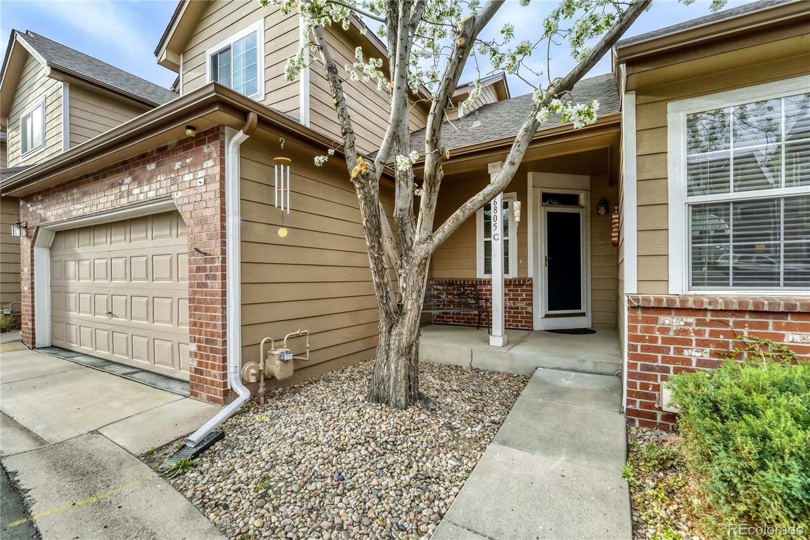 Terrace At Columbine Littleton Condo / Townhome | MLS #: 58069066805 S Webster Street C, Littleton Beds: 2 Baths: 4 Price: $509,900