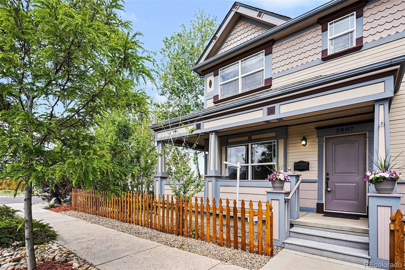 Berkeley Denver Condo / Townhome | MLS #: 29636393887 W 44th Avenue , Denver Beds: 3 Baths: 4 Price: $950,000
